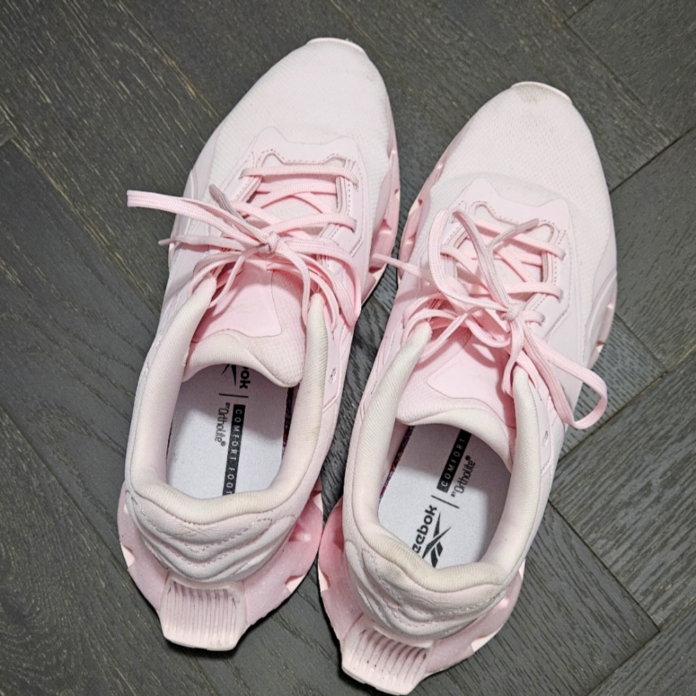 Reebok Pink Sneakers